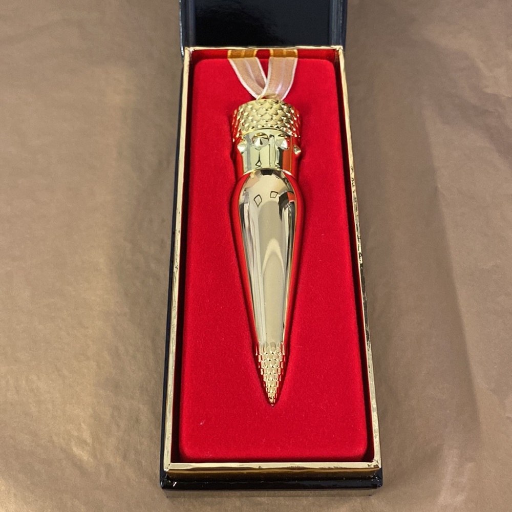 Christian Louboutin Silky Satin Lip Colour in Bengali